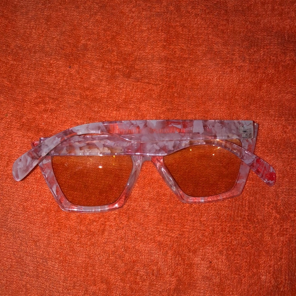 sunglasses - Picture 3 of 3